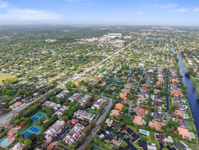 Building Photo - 7915 SW 86th St