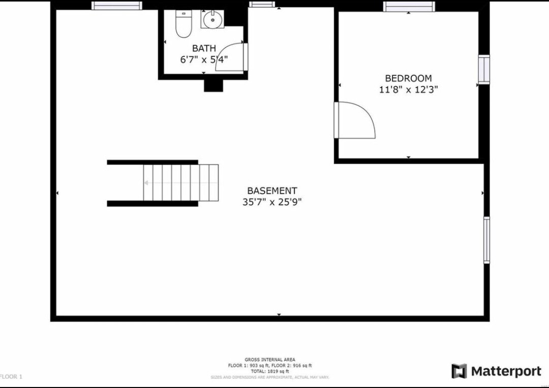 Building Photo - 340 S Benton St