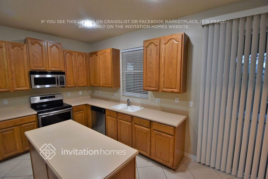 Building Photo - 3640 Liberty Hill Dr