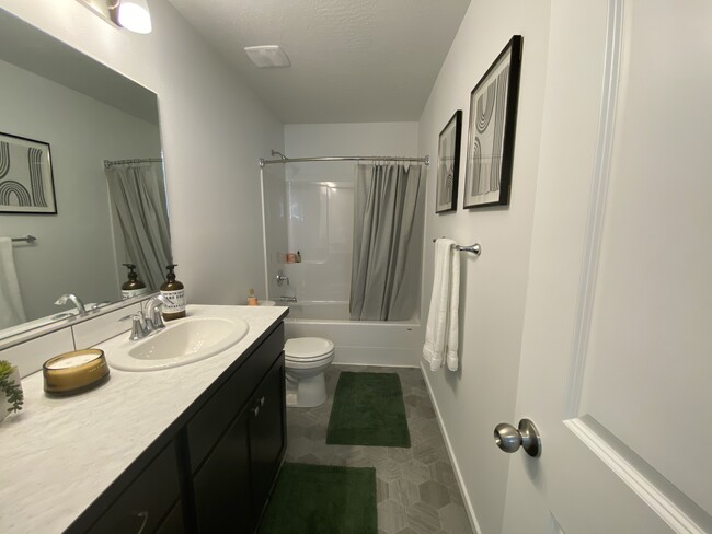 Building Photo - 1022 N Corbin Ln