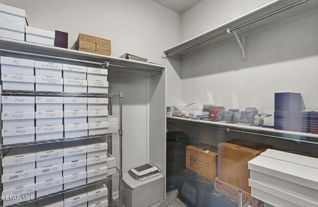 Building Photo - 11150 Blazing Star Pl
