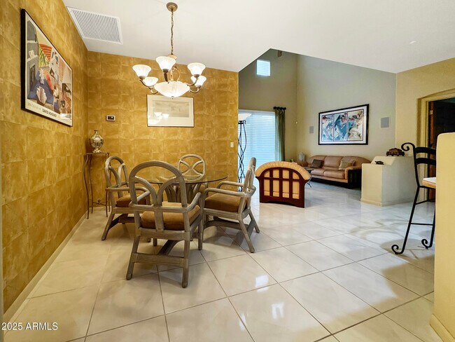 Building Photo - 13600 N Fountain Hills Blvd