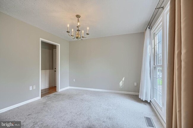 Building Photo - 8301 Whitebark Ct