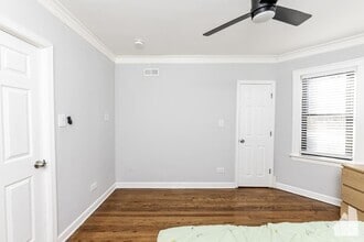 Building Photo - 2 bedroom in Chicago IL 60641