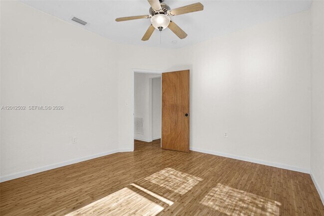 Building Photo - 126 NW 48th St