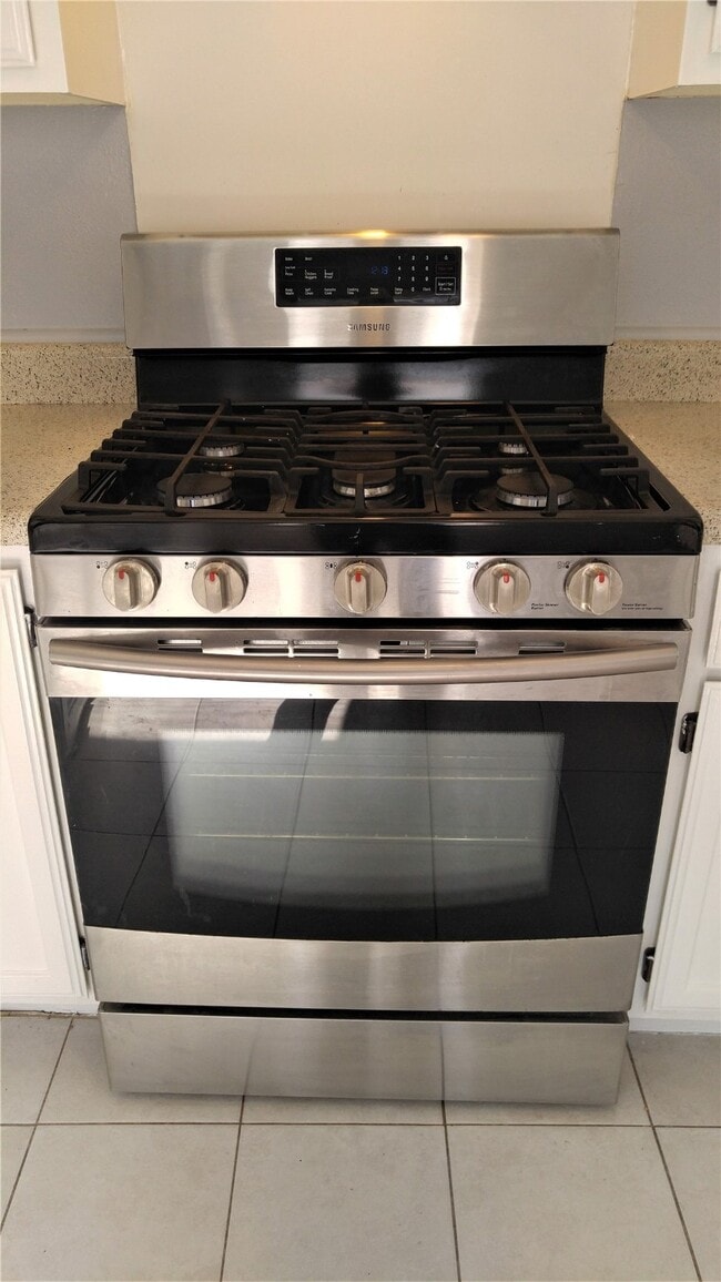 Building Photo - 3806 Pecan Cir