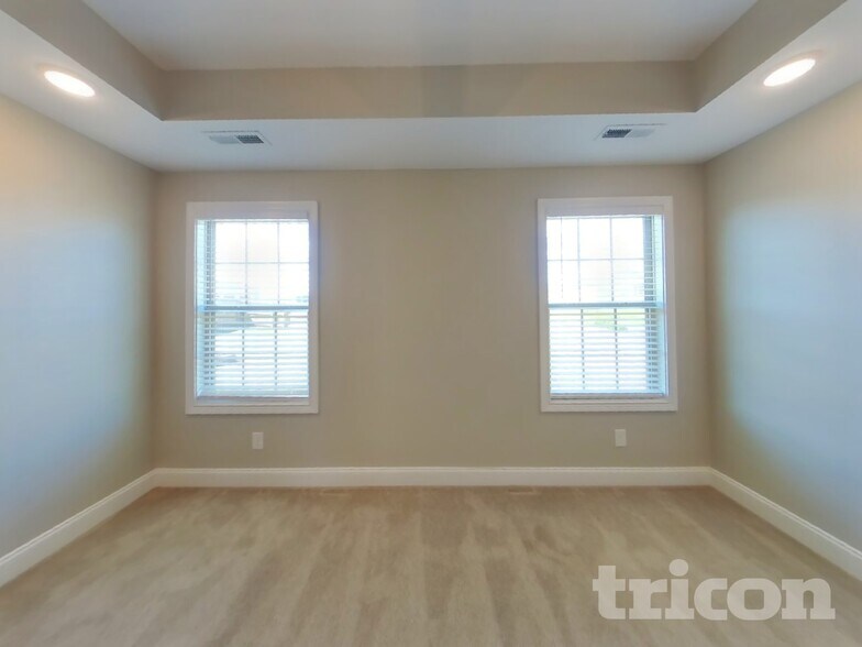 Building Photo - 1041 Charles Thomas Dr