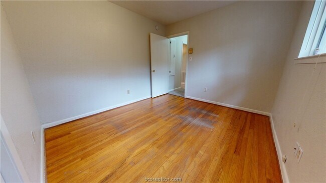 Building Photo - 1217 Westover St