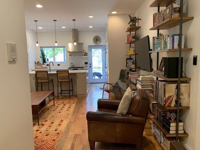 Building Photo - 461 Prospect Ave