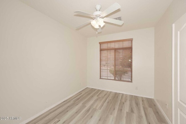 Building Photo - 2710 E Chester Dr