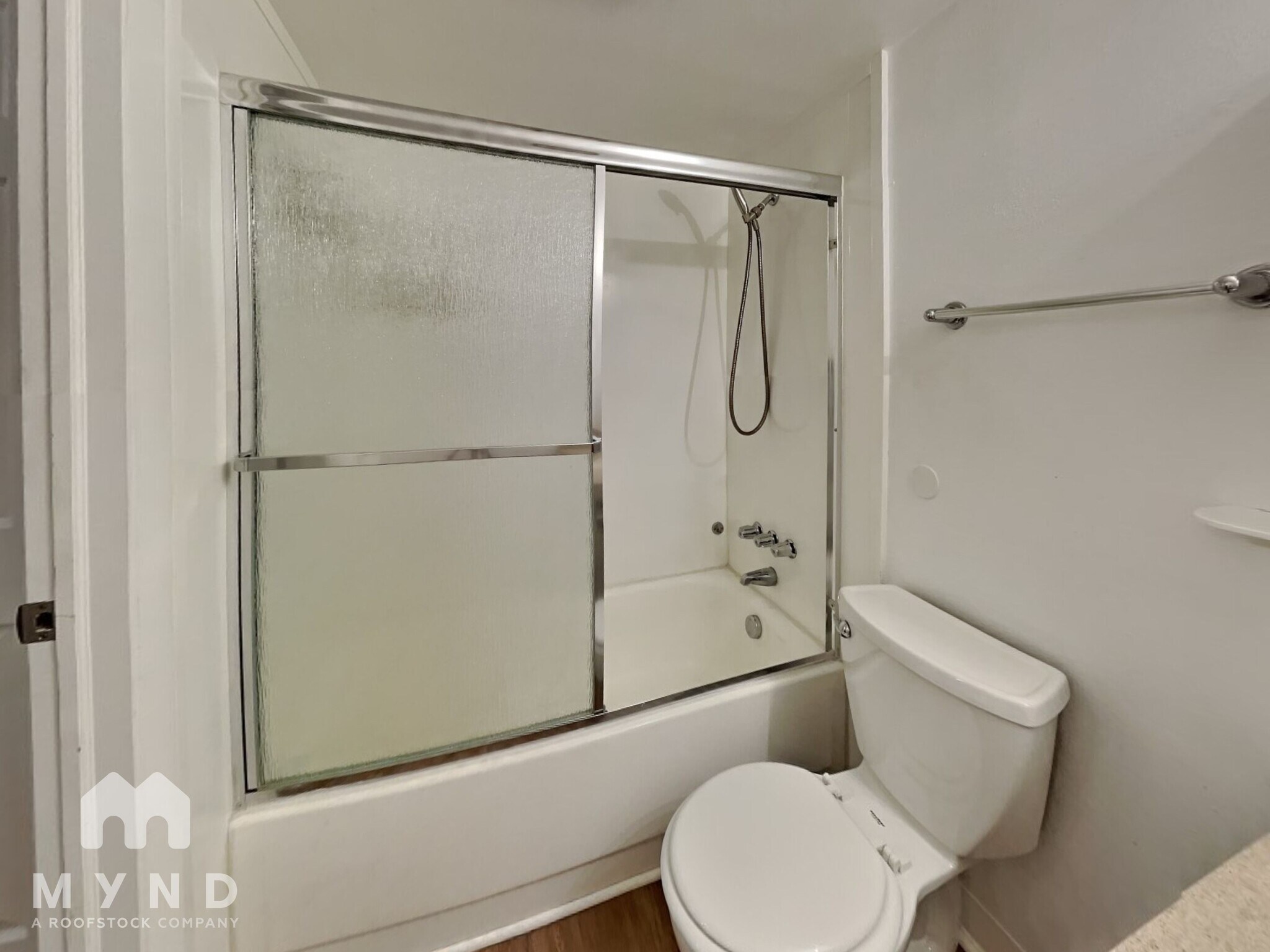 Building Photo - 1366 Garfield St