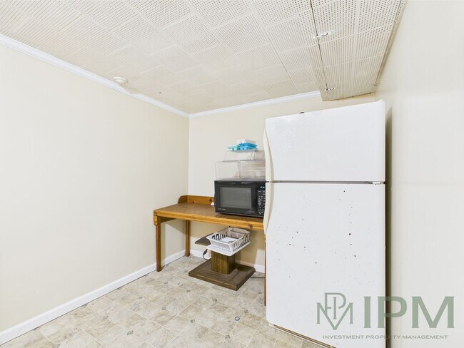Building Photo - 307 N Fayette St