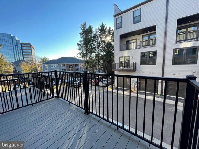 Building Photo - 4161 Red Mulberry Dr