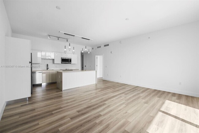 Building Photo - 101 Diplomat Pkwy