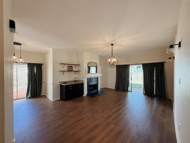 Building Photo - 2602 Northern Dr