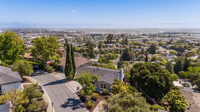 Building Photo - "Remodeled - Charming 3-Bed Sanctuary with...