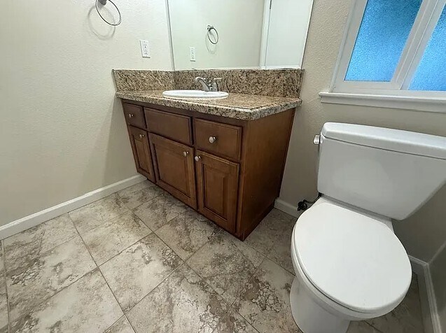 Building Photo - 112 Vineyard Ct
