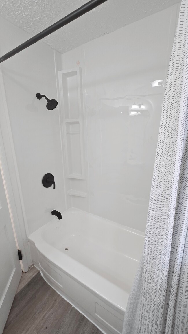 Building Photo - Monetta Apartments