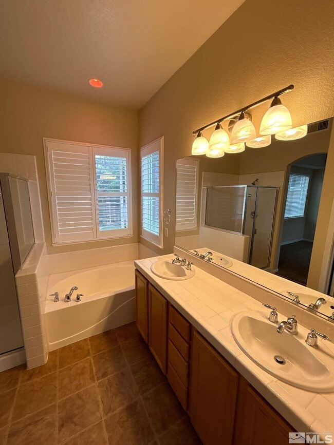 Building Photo - 3746 Deutz Dr