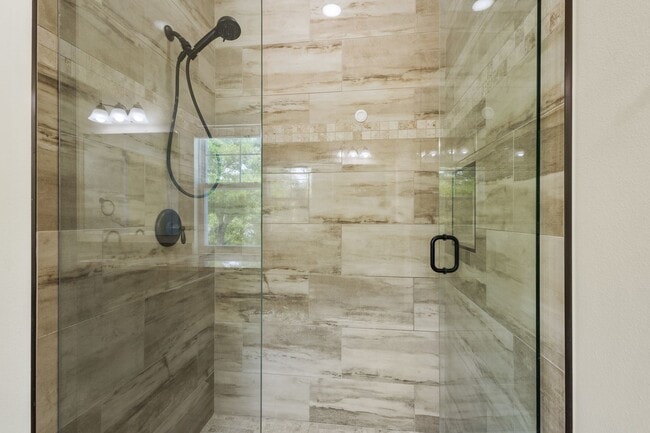 Building Photo - Beautiful House for Lease in Casselberry