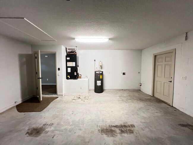 Building Photo - Beautiful 3 Bedroom, 2 Bathroom Home in Ocala!!