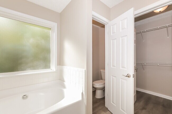 Building Photo - 4364 Virgil Moon Crossing