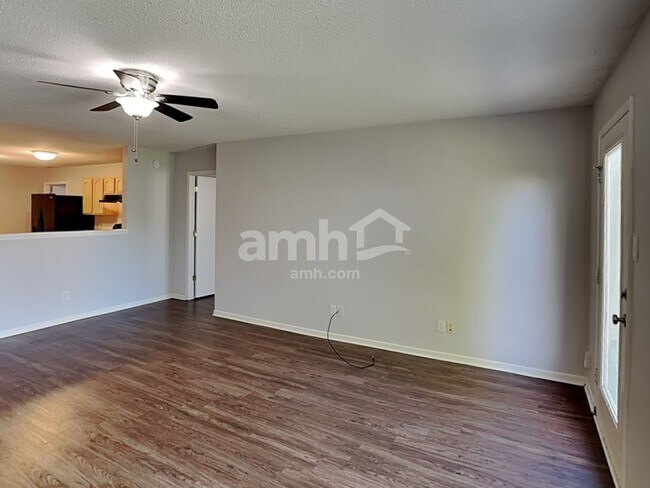 Building Photo - 1316 Clove Ct