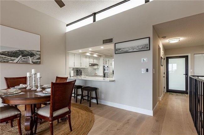 Building Photo - 1800 S Ocean Dr