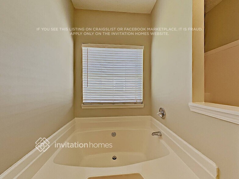 Building Photo - 3862 Jackson Shoals Dr