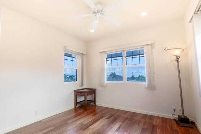 Building Photo - Kahana Ridge – Three Bedroom, Three Bathro...