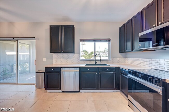 Building Photo - 3935 Cherrybrook Loop