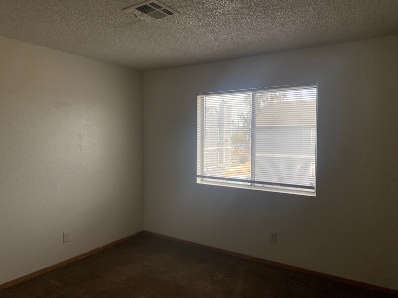 Building Photo - 1842 Nebula Dr
