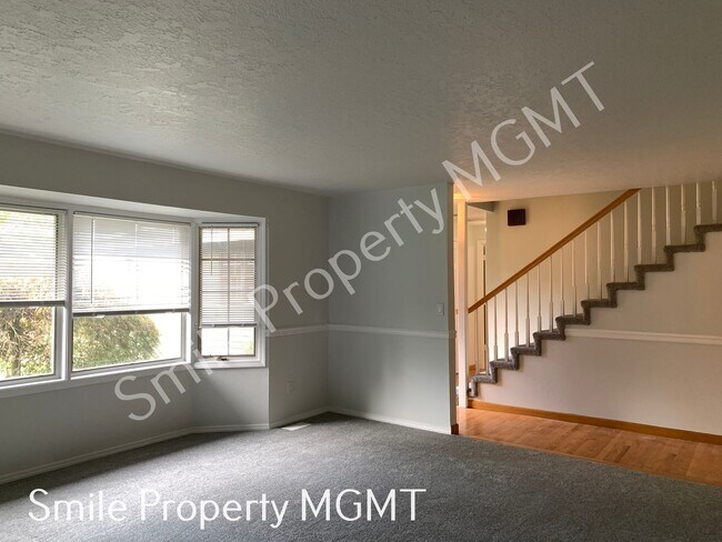 Building Photo - Spacious 5 bedrooms house in Beaverton