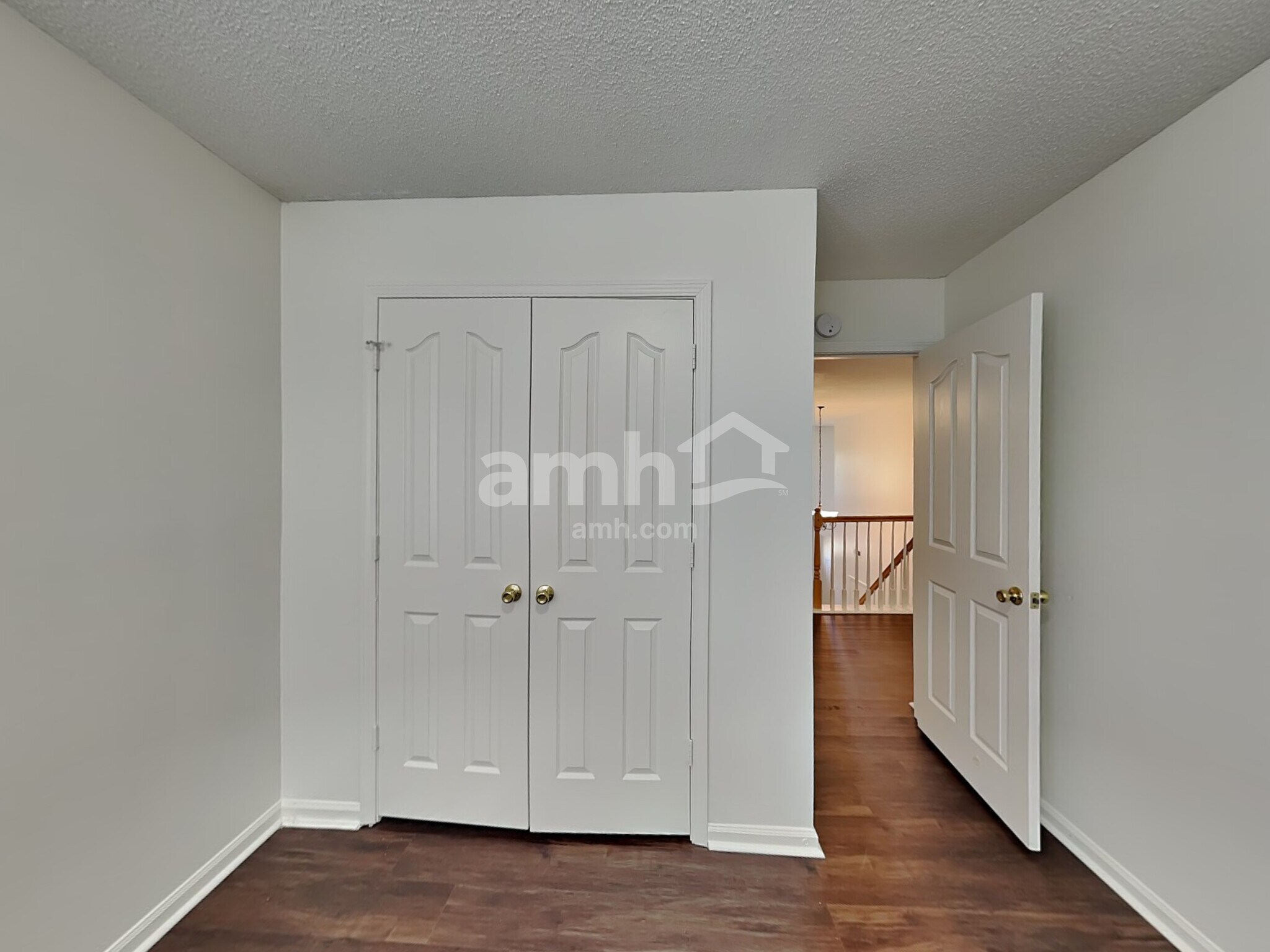 Building Photo - 8401 Redstone View Dr