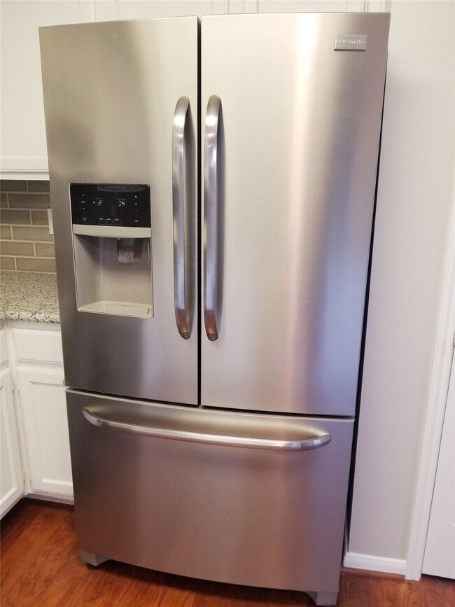 Building Photo - 7207 Brockington Dr