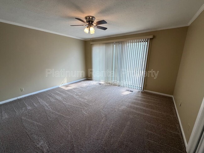 Building Photo - 2867 Monica Ct SW