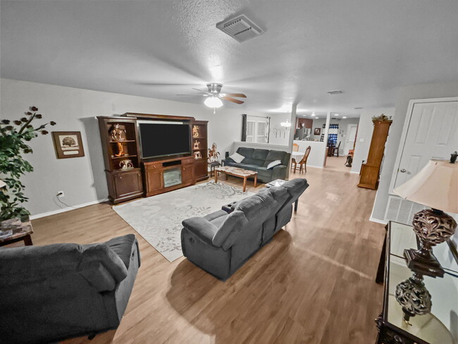 Building Photo - 16333 Cowboy Trail