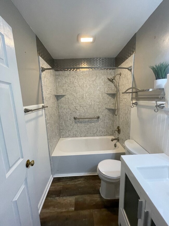 Building Photo - 3317 Christopher Dr NW