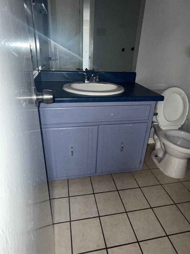 Building Photo - 108 Fiesta Dr