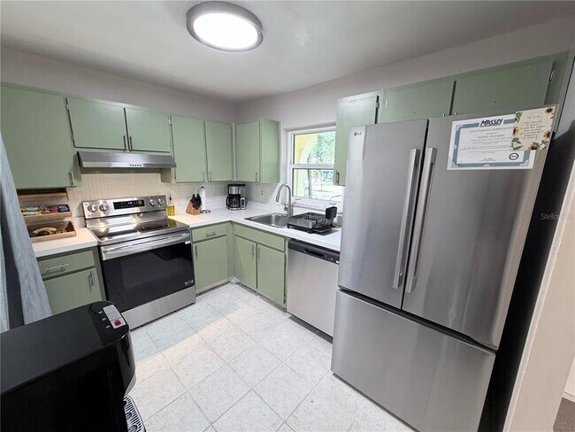 Building Photo - 9975 87th Street N