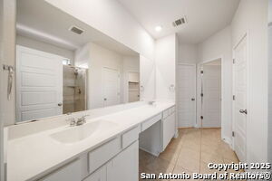 Building Photo - 2302 Castello Wy