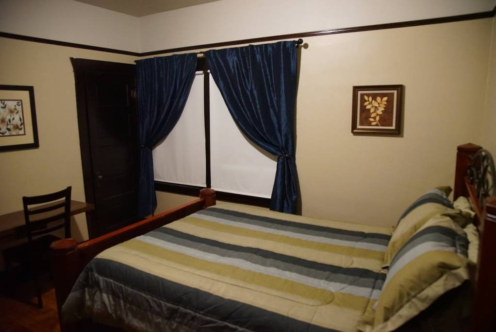 Bedroom 1 - 4910 E 6th Ave