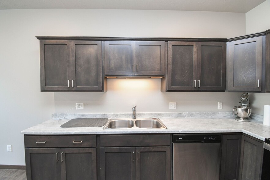 Building Photo - 6120 S Alki Pl
