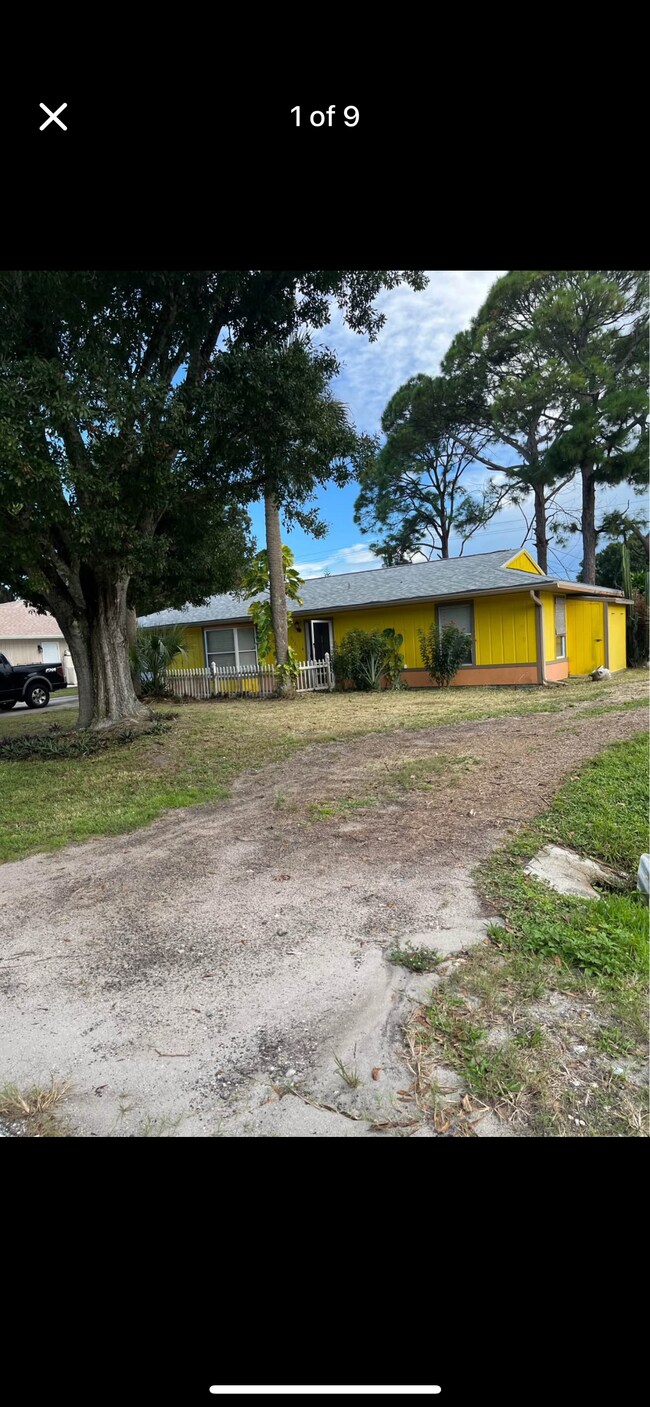 Building Photo - 7501 N BLVD