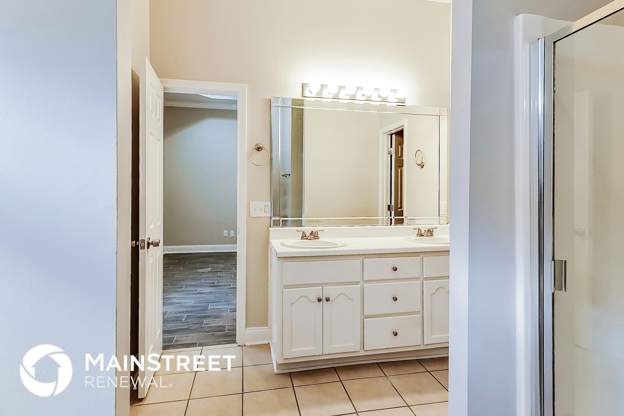 Building Photo - 1304 Riverford Cir