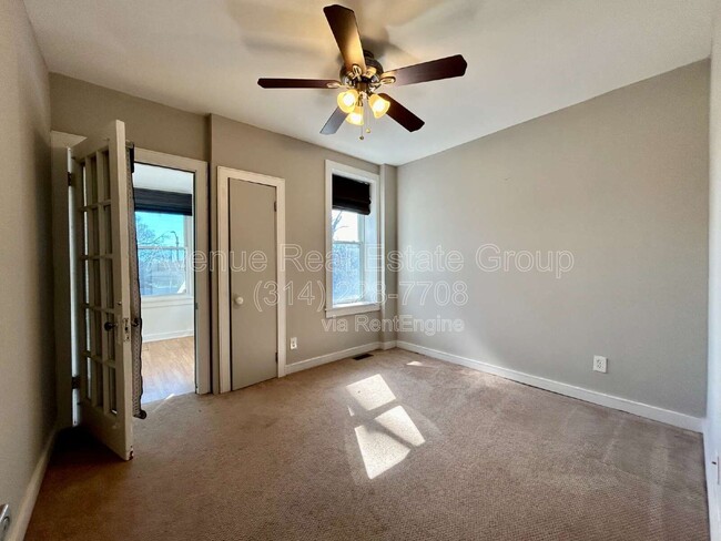Building Photo - 5804 Pershing Ave