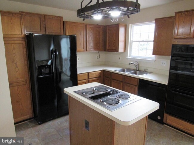 Building Photo - 13252 Golders Green Pl