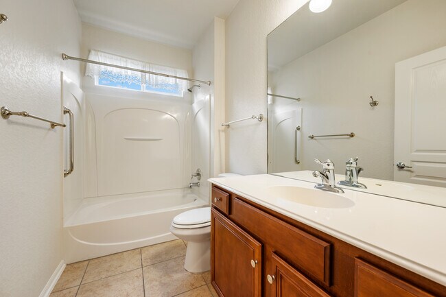 Building Photo - 12418 Cascade Hills