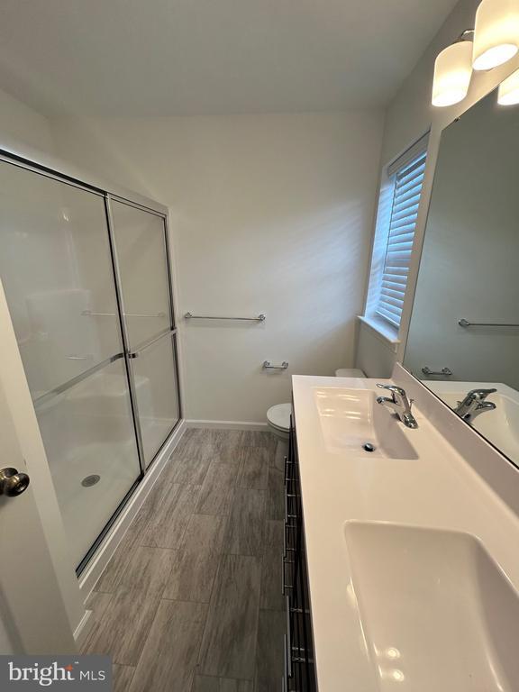 Building Photo - 8177 Lenker Dr