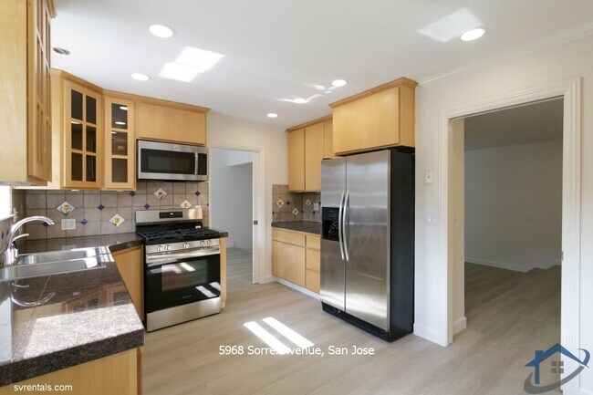 Building Photo - 5968 Sorrel Ave